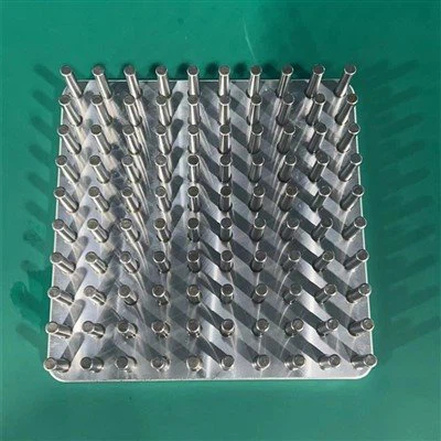 Kasetņu paplātes spraudņu dēlis